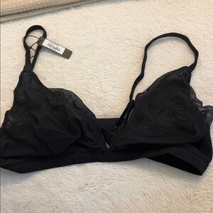 SKIMS Black Mesh Triangle Bra, NWT, size XL